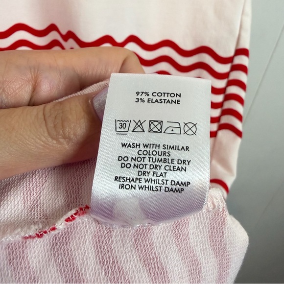 Oliver Bonas Red & White Wavy  Striped Oversized T-Shirt Dress Size 14 Staple - Picture 7 of 9